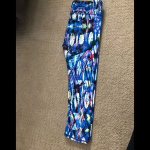 Fabletics capris